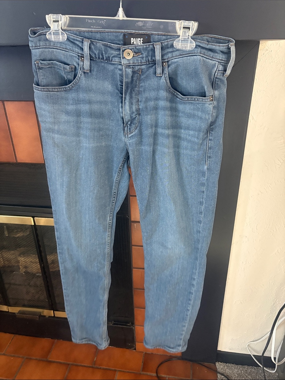 PAIGE Women's Lennox  Light Blue Slim Jeans size 32